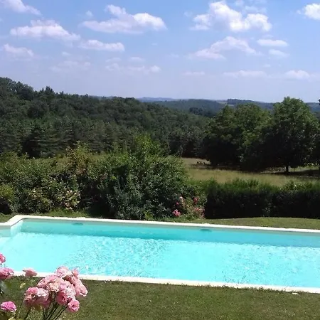 Nichee Dans Le Perigord * Anlhiac