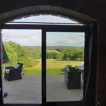 Nichee Dans Le Perigord Anlhiac